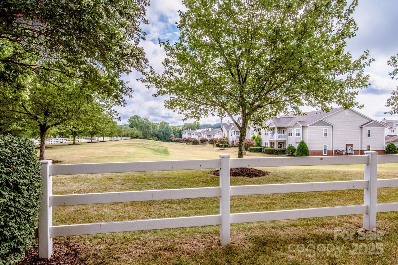 Property Photo: 17151 Doe Valley Court NC 28031
