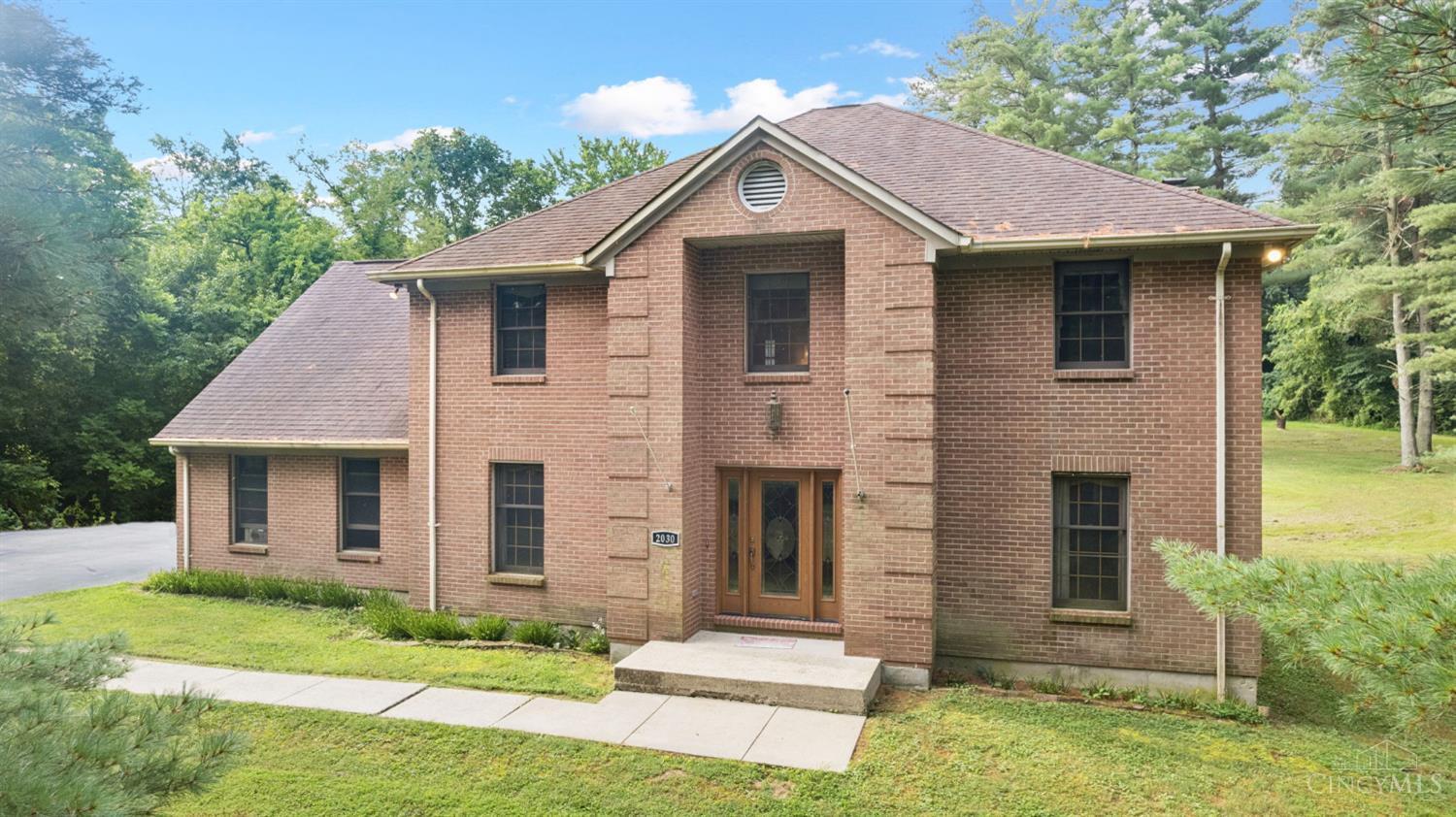 Property Photo:  2030 Grandview Lane  OH 45103 