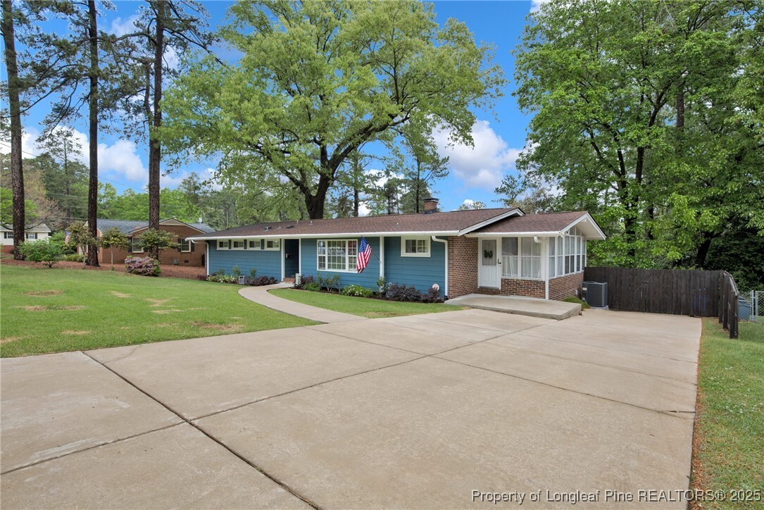 Property Photo: 2530 Huntington Road NC 28303