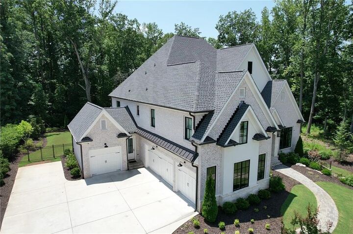 Property Photo: 3163 Balley Forrest Drive GA 30004