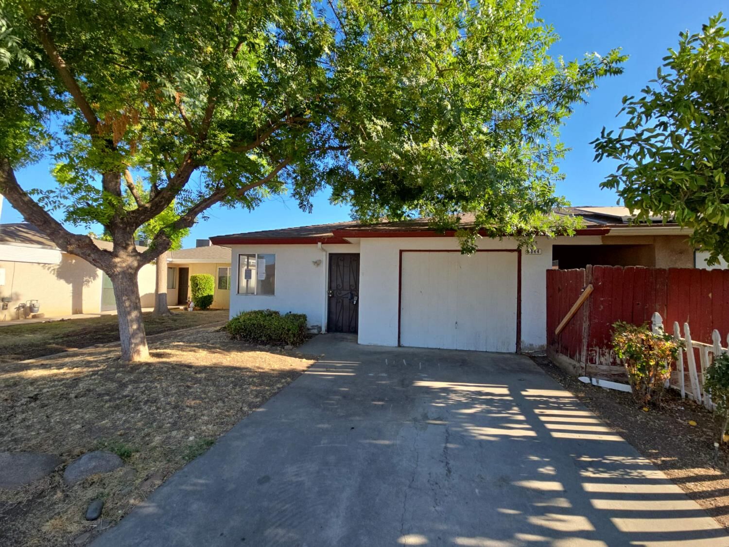 Property Photo: 5044 W Willis Avenue CA 93722