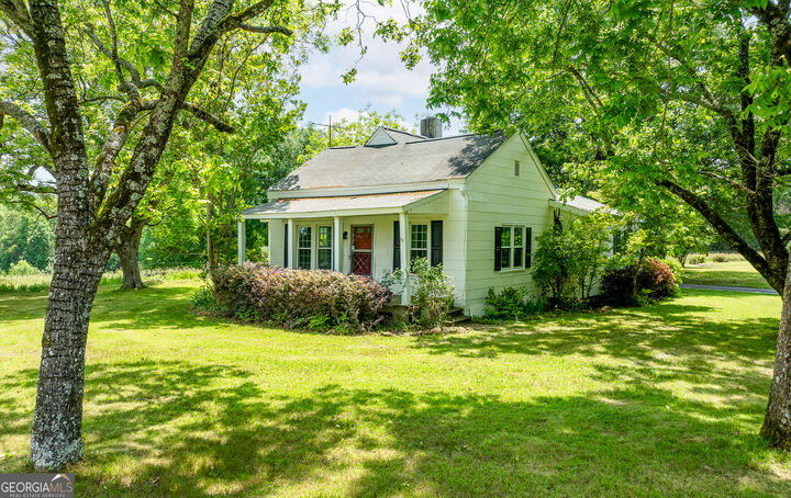 Property Photo:  1730 Lee Peters Road  GA 30052 