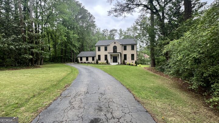 Property Photo: 805 Wesley Oak Road GA 30328