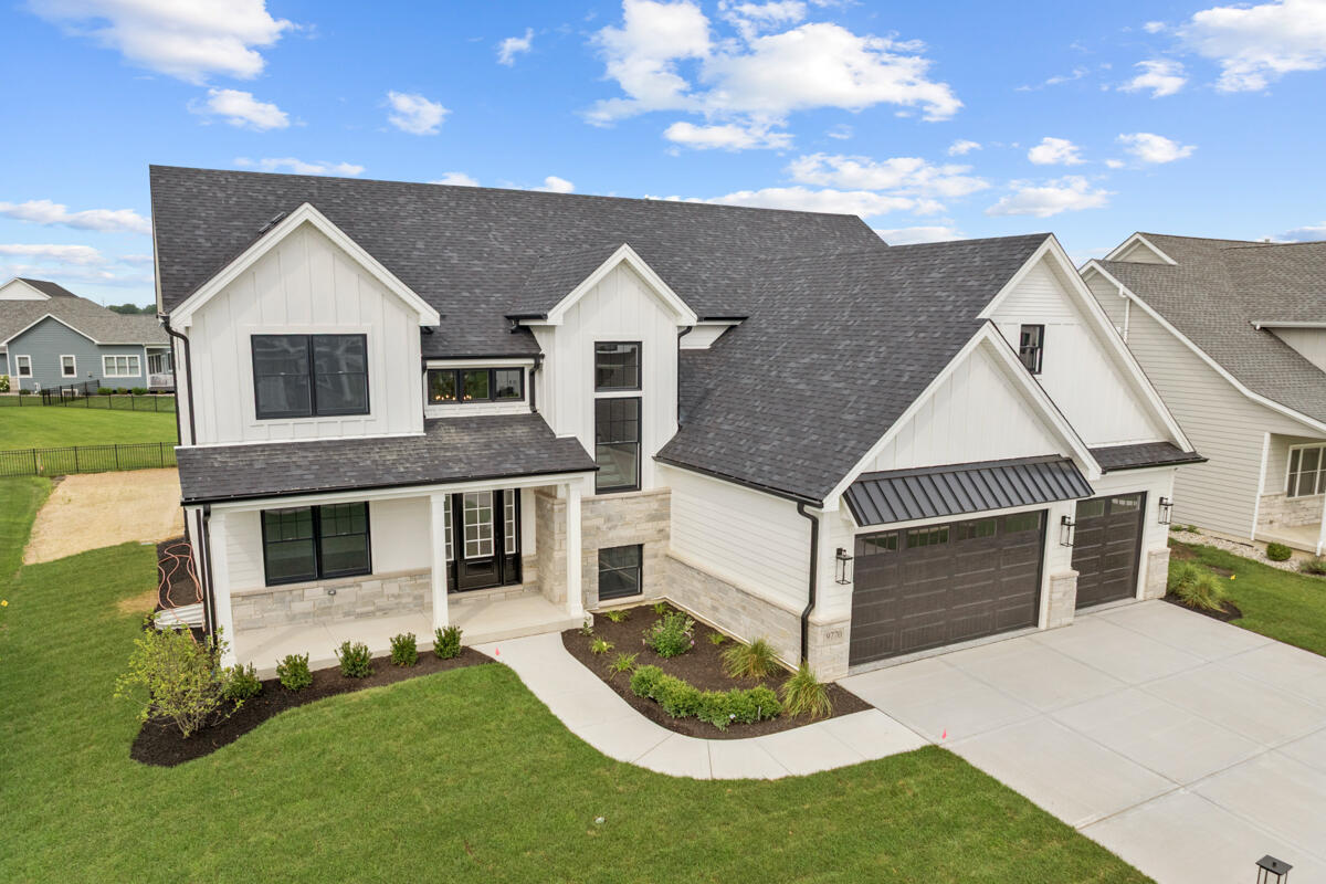 Property Photo:  9770 Dunegrass Way  IN 46373 