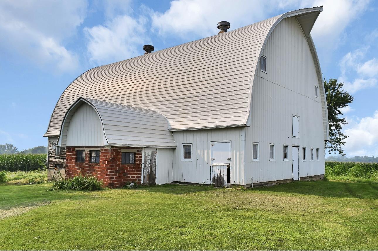 Property Photo: 5955 Osage Road IA 50703