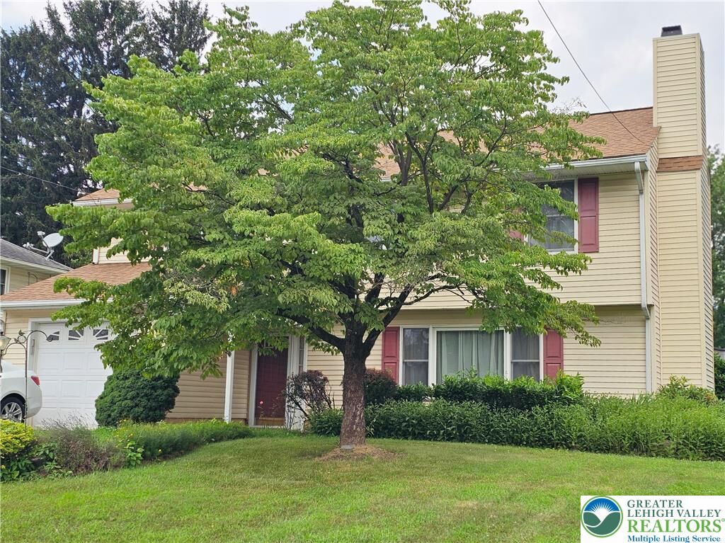 Property Photo:  2873 Washington Street  PA 18045 