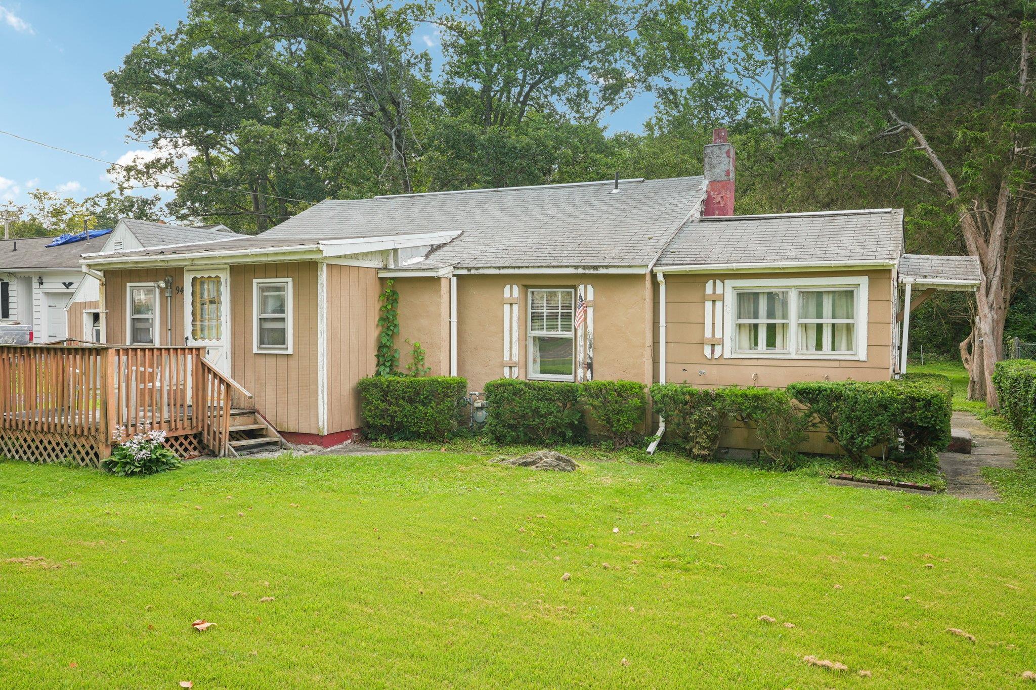 Property Photo:  94 Taft Avenue  NY 12550 