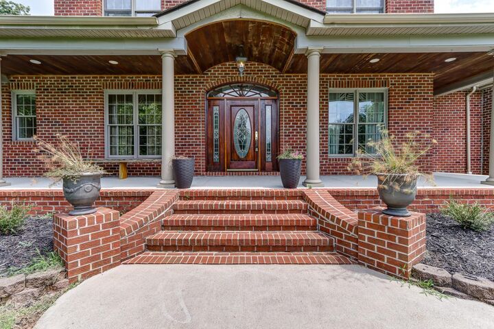 Property Photo:  7247 Hixburg Road  VA 23958 