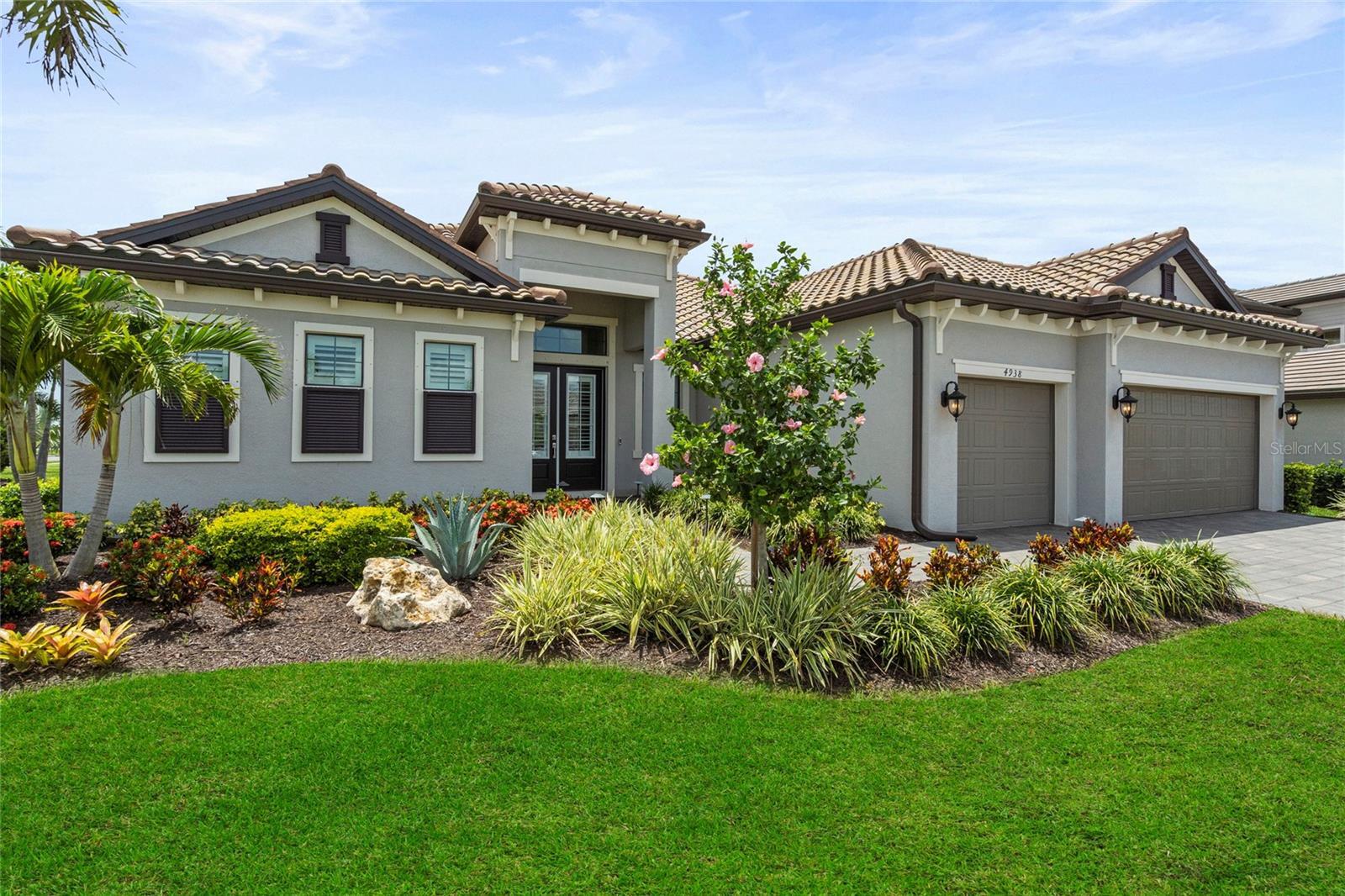 Property Photo: 4938 Coastal Days Lane FL 34211