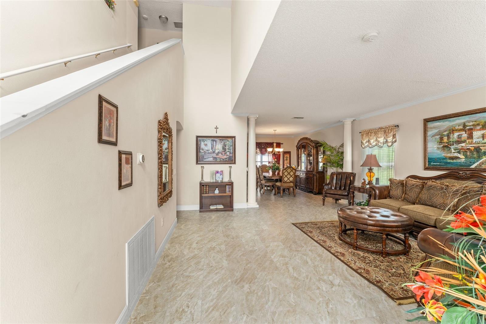 Property Photo: 229 Amesbury Ln FL 34758