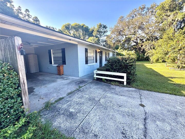 Property Photo: 2955 Howard FL 33860