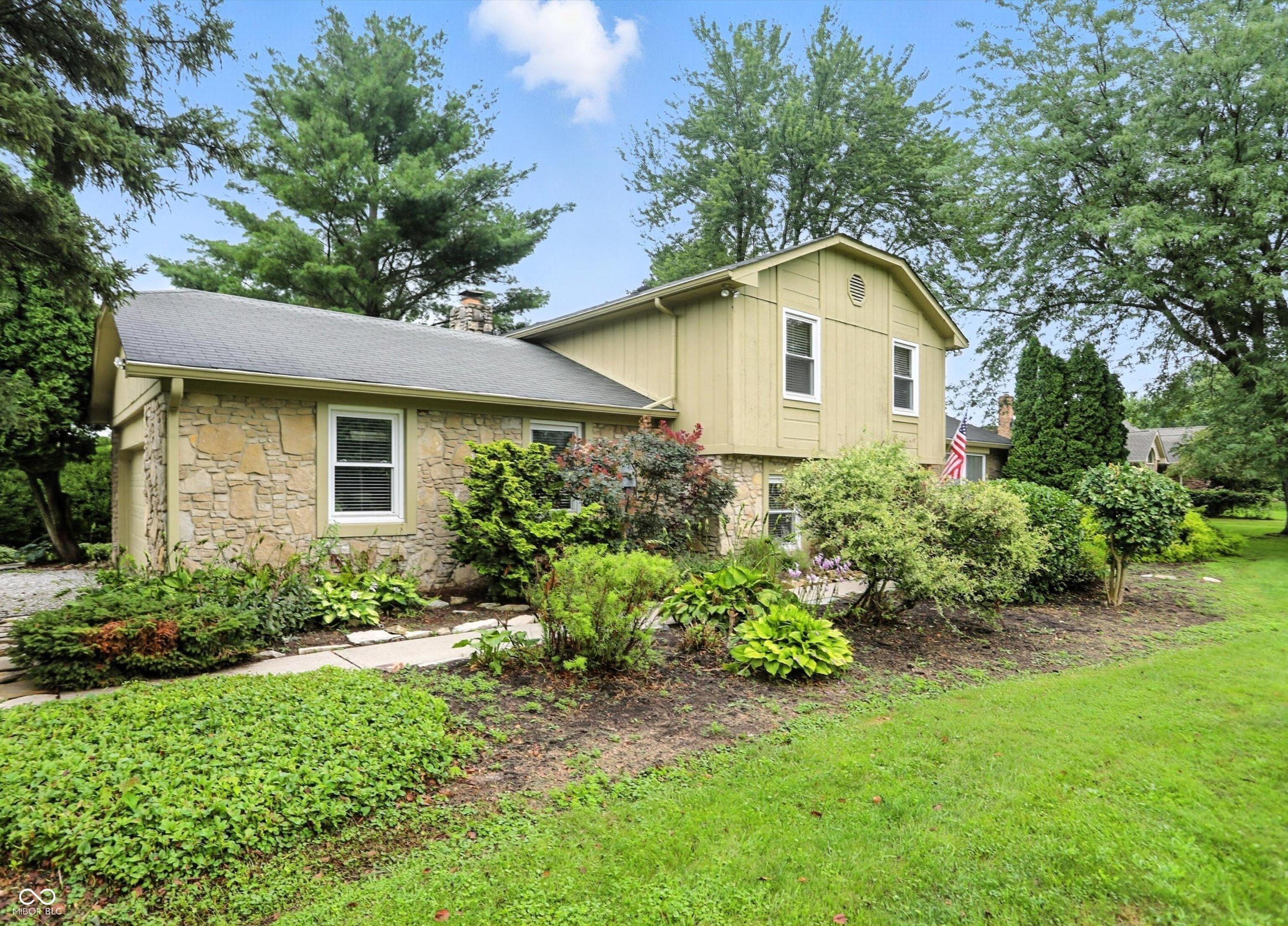 Property Photo: 4180 E 236th Street IN 46034