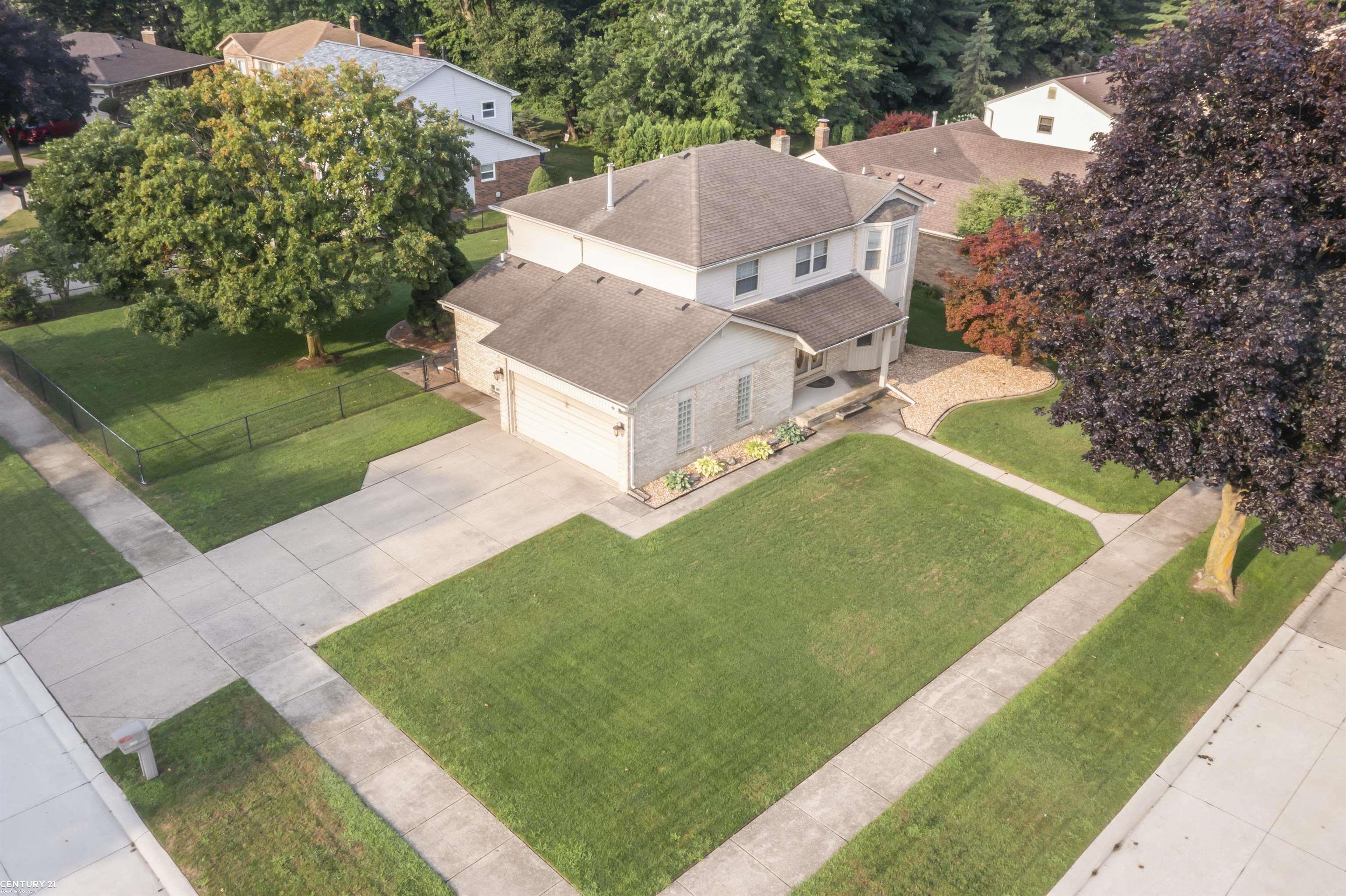 Property Photo:  42205 Arcadia Drive  MI 48313 