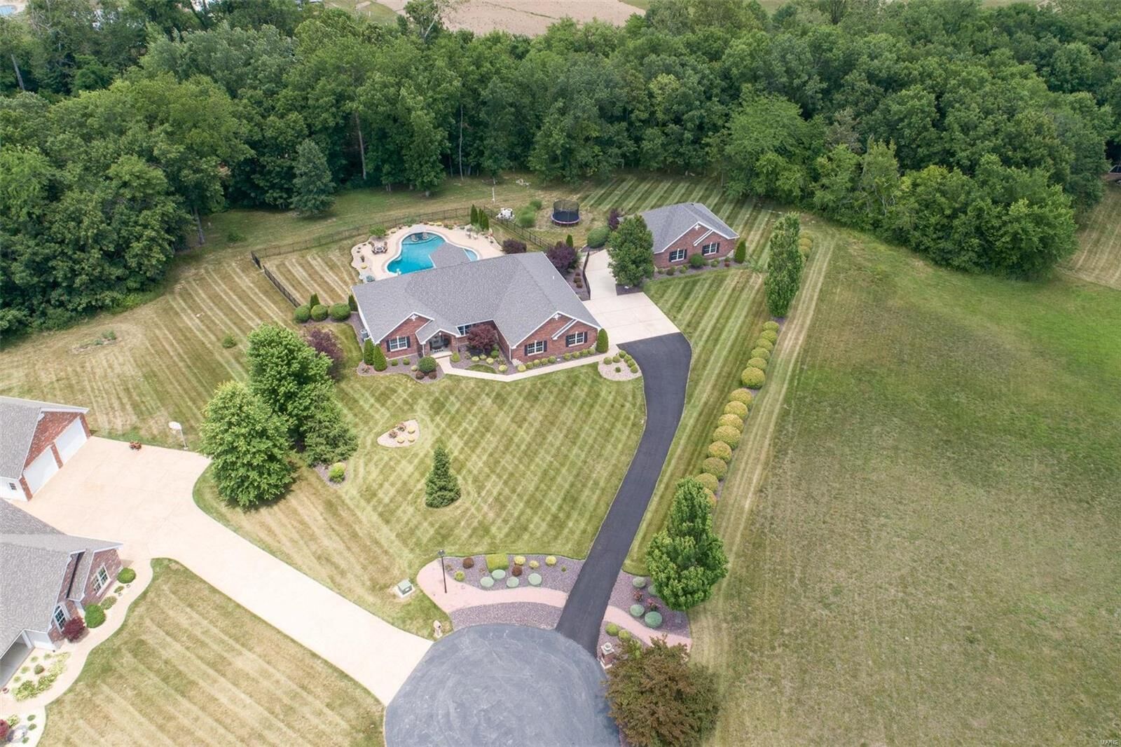 Property Photo: 230 Tompkins Court MO 63379
