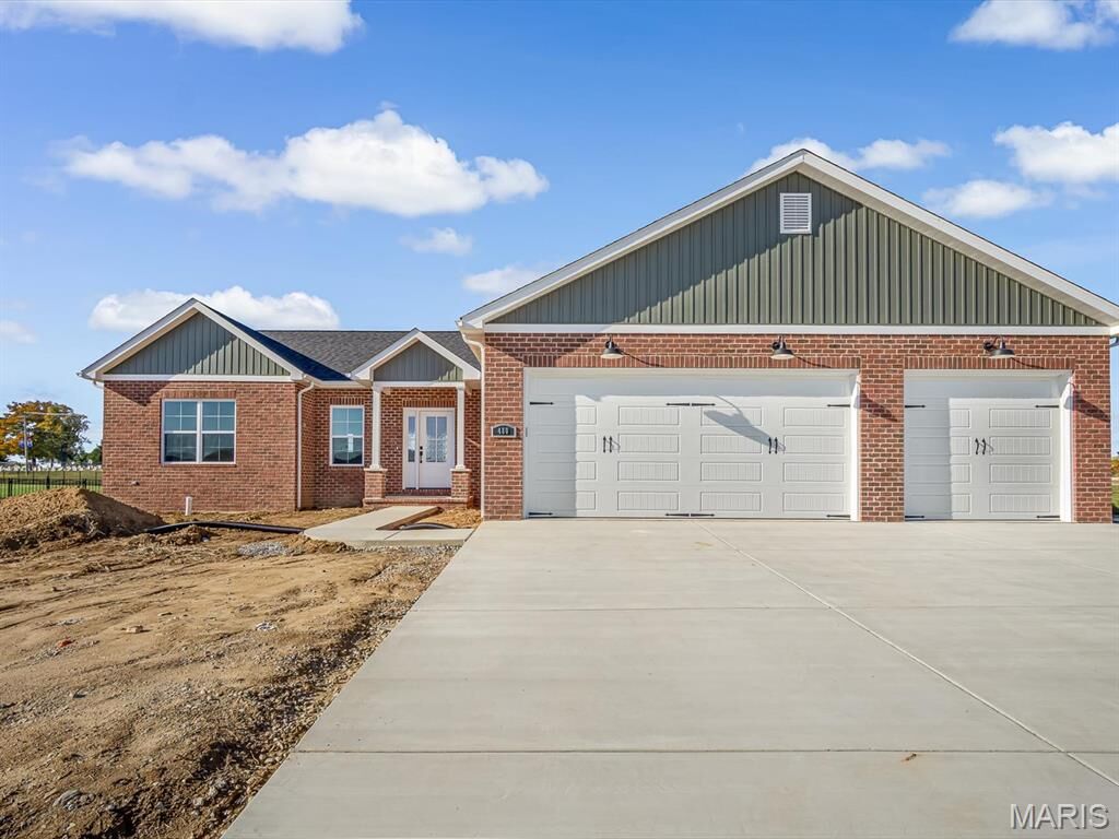 Property Photo:  480 Hayden Drive  IL 62298 