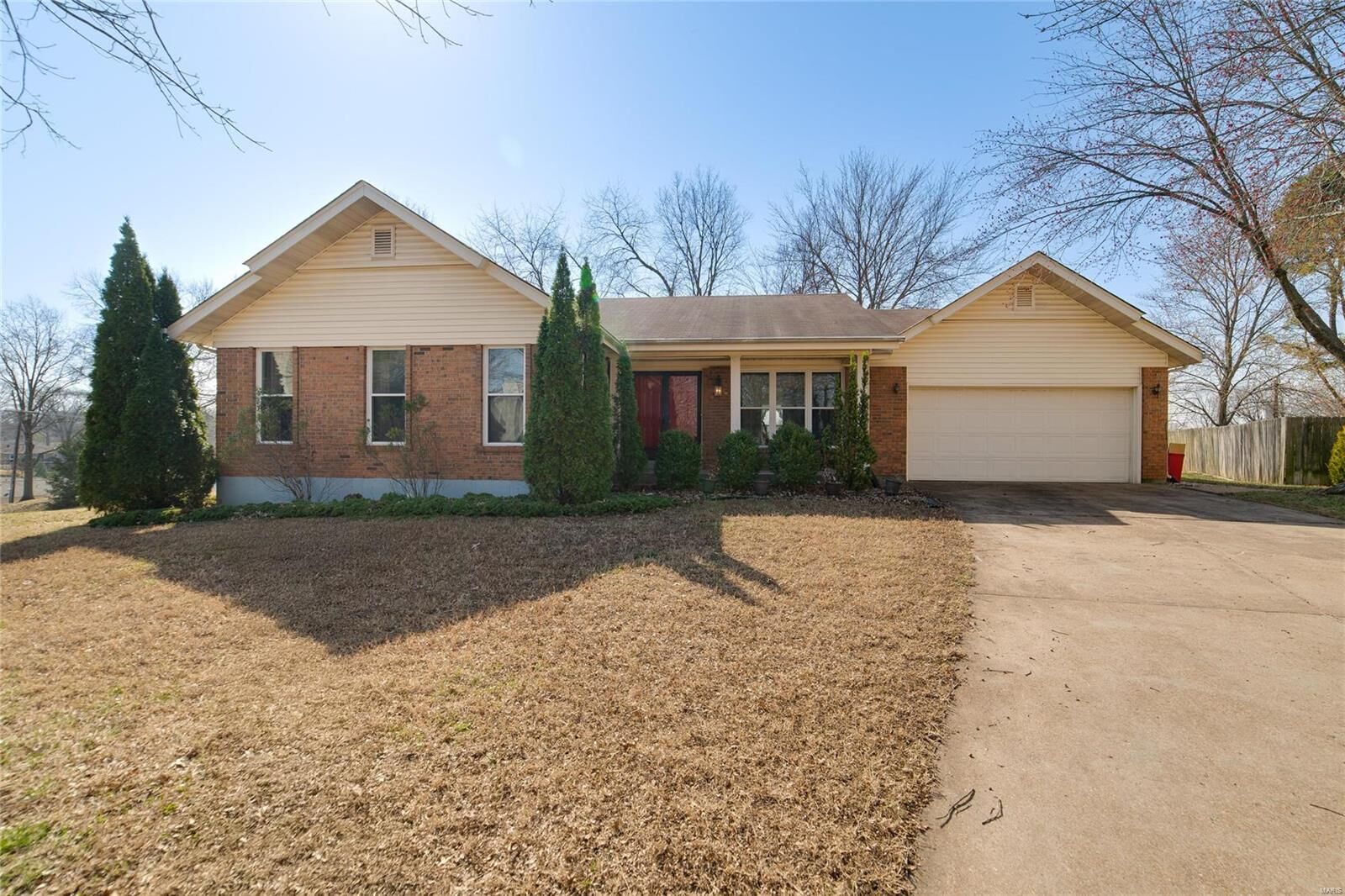 Property Photo: 2662 Hemford Falls Court MO 63129