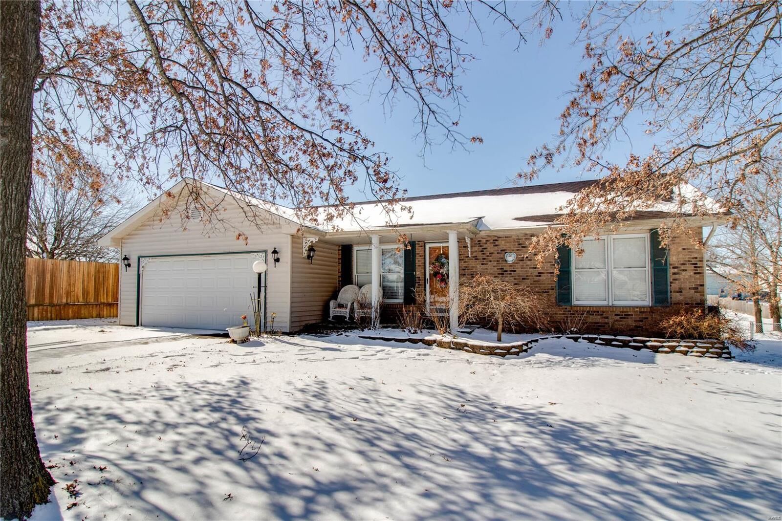 Property Photo:  2 Fernwood Court  IL 62010 