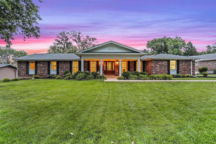 12667 Villa Hill Lane  St Louis MO 63141 photo