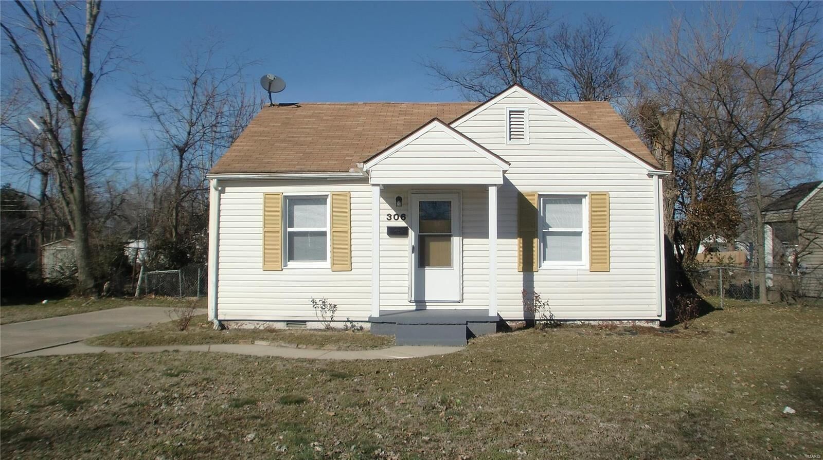 Property Photo: 306 Virginia Street MO 63801
