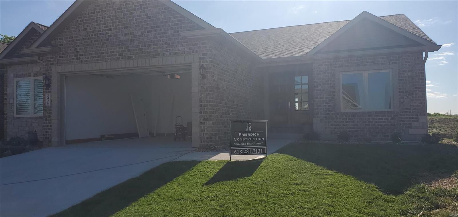Property Photo: 2426 Sunset Ridge Drive IL 62236