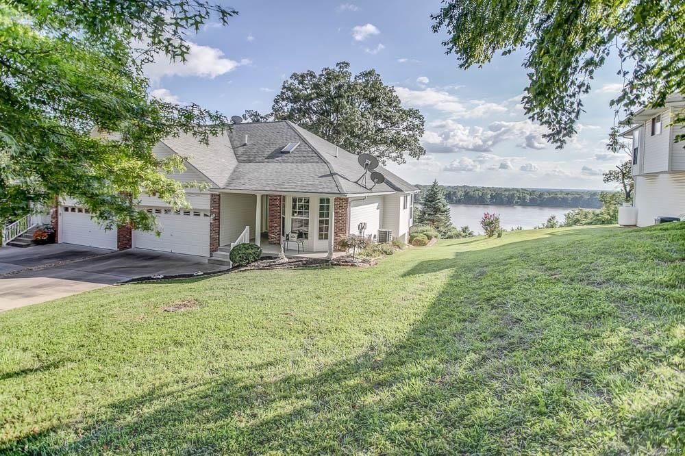 Property Photo: 74 Quarry Riverfront Drive IL 62036