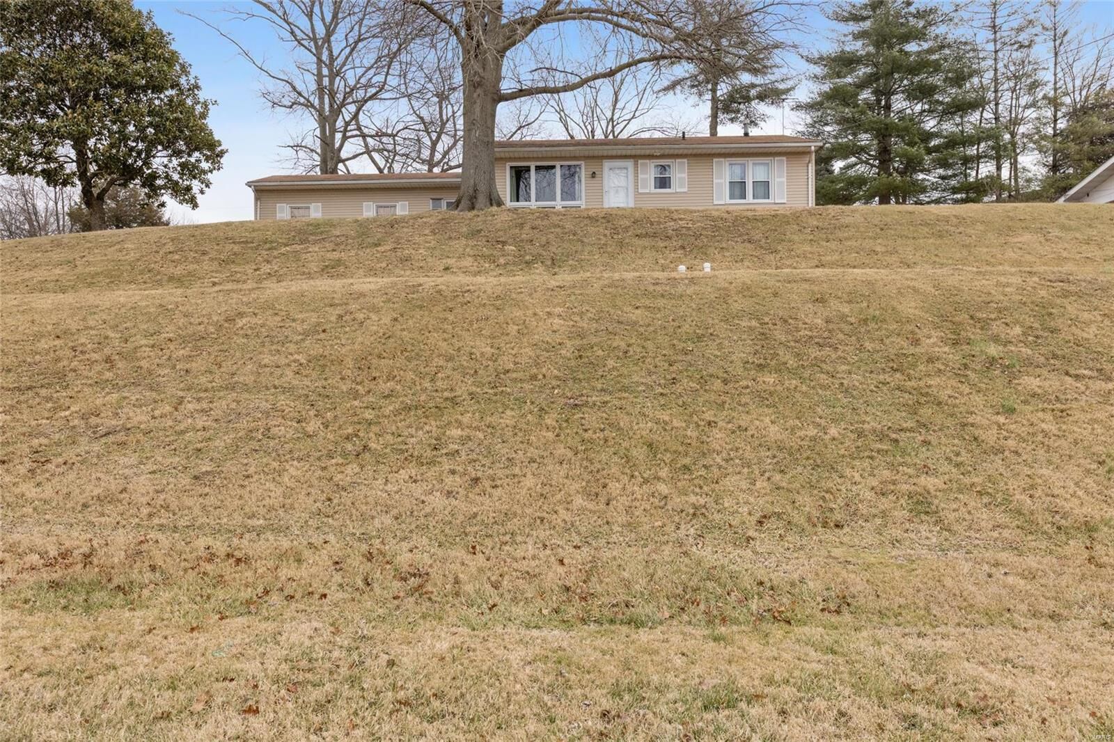 Property Photo:  162 Skyline Drive  IL 62236 