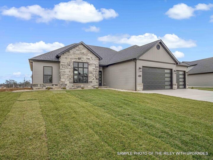 Property Photo:  335 Jenny Court  IL 62298 