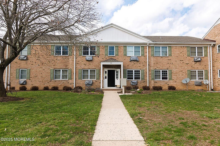 26 Windsor Terrace  Freehold NJ 07728 photo