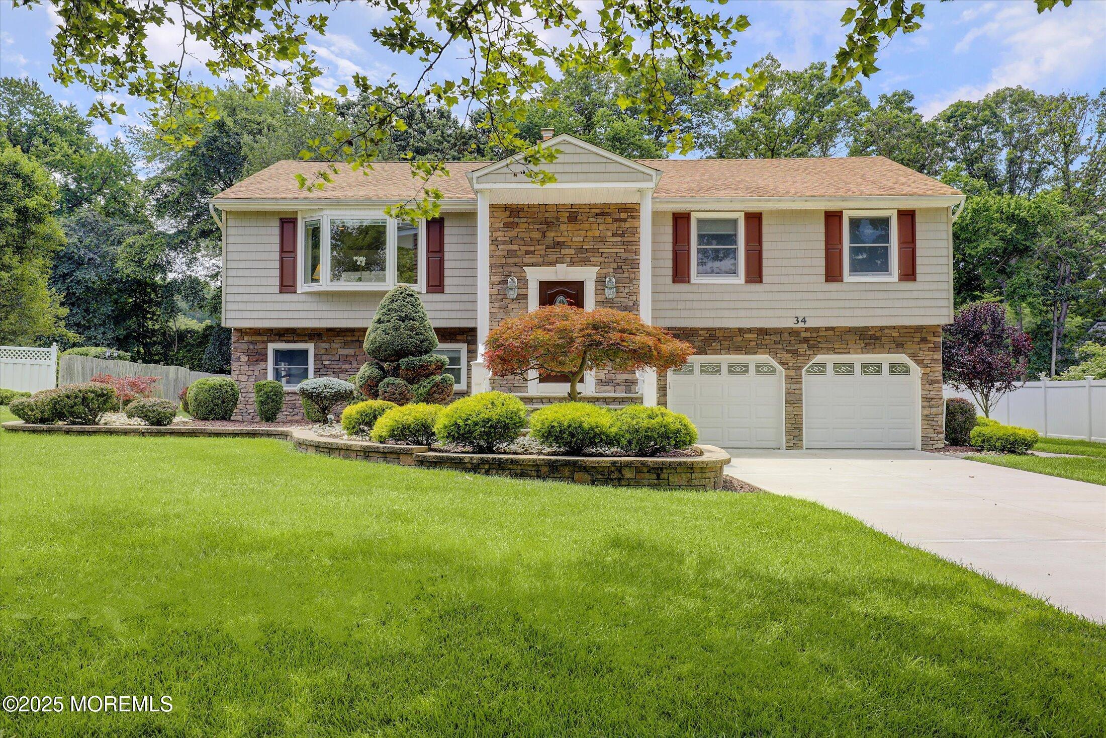 34 Appomattox Drive  Manalapan NJ 07726 photo