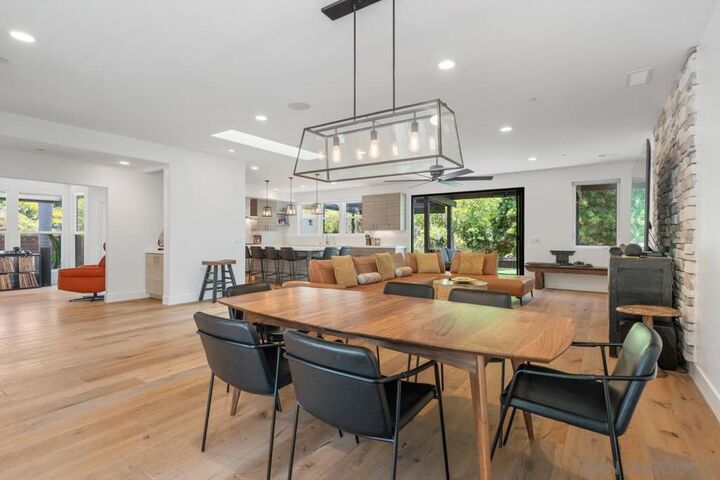 1180 Devonshire Dr  Encinitas CA 92024 photo