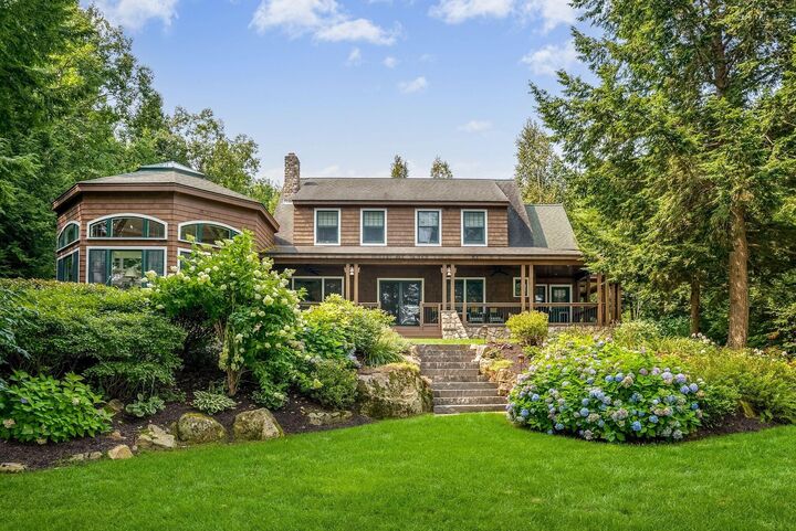 Property Photo: 224 Ledges Road S ME 04055