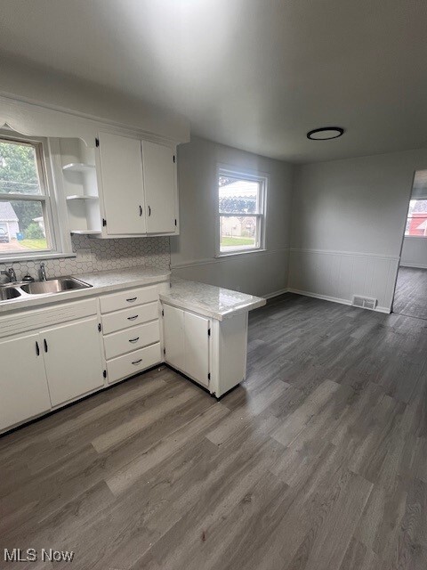 Property Photo: 402 W Harvey OH 44471
