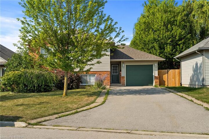Property Photo: 63 Autumn Circle ON L0R 2A0