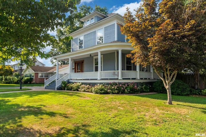 Property Photo: 540 E Main Street IL 62832