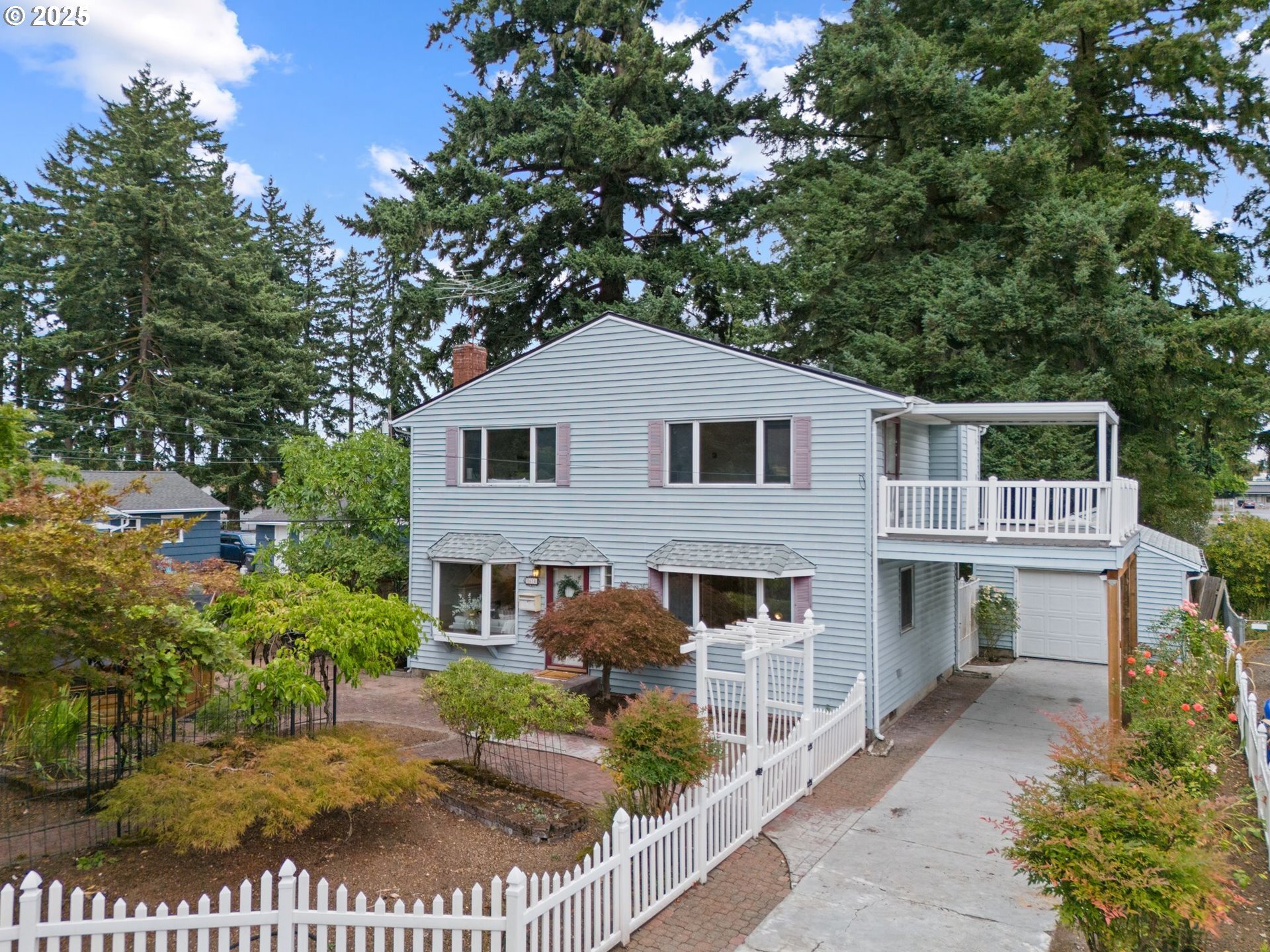1614 NE 120th Ave  Portland OR 97220 photo