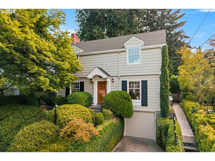 Property Photo:  3336 NE 32nd Pl  OR 97212 