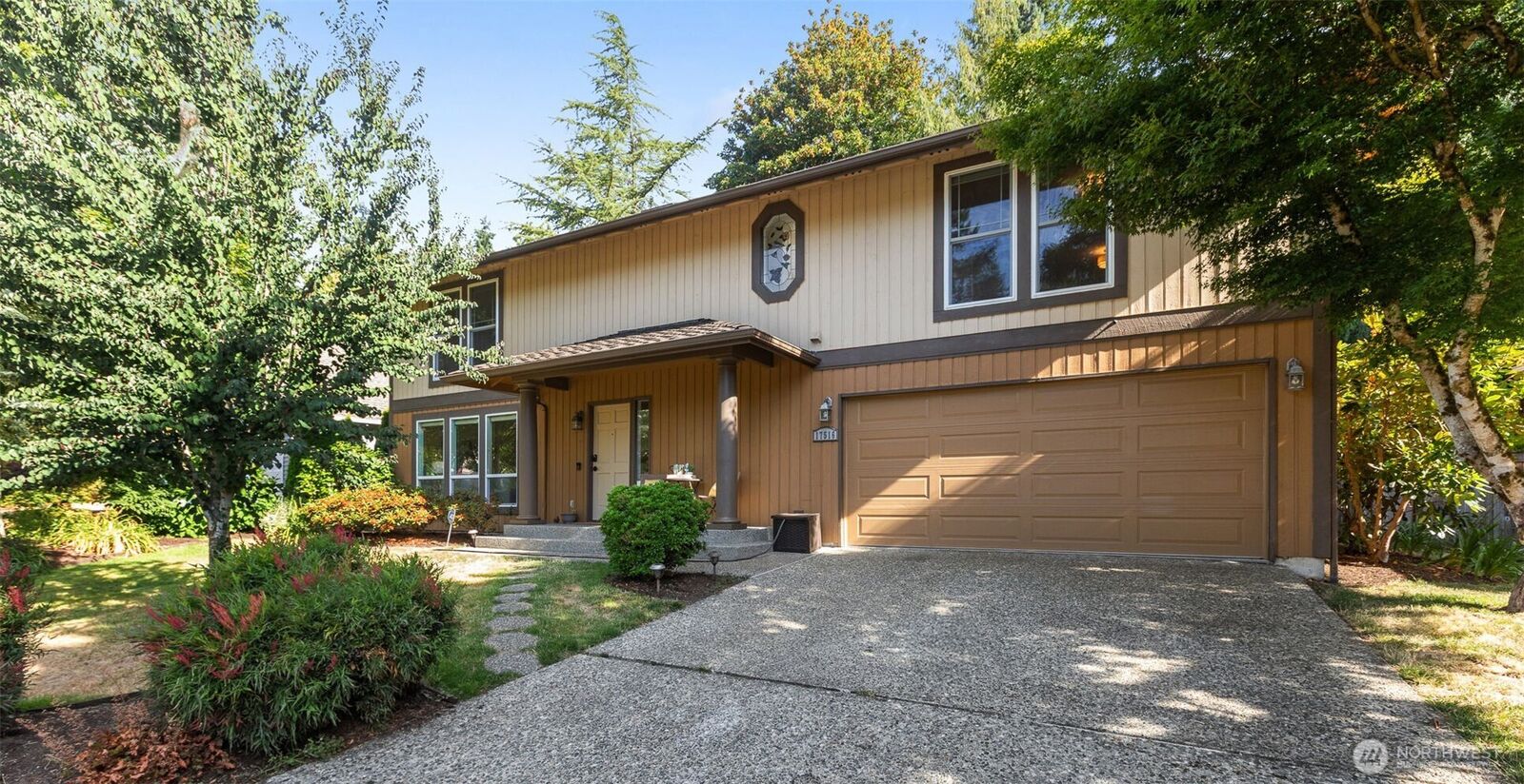 Property Photo: 17516 NE 138 Street WA 98052