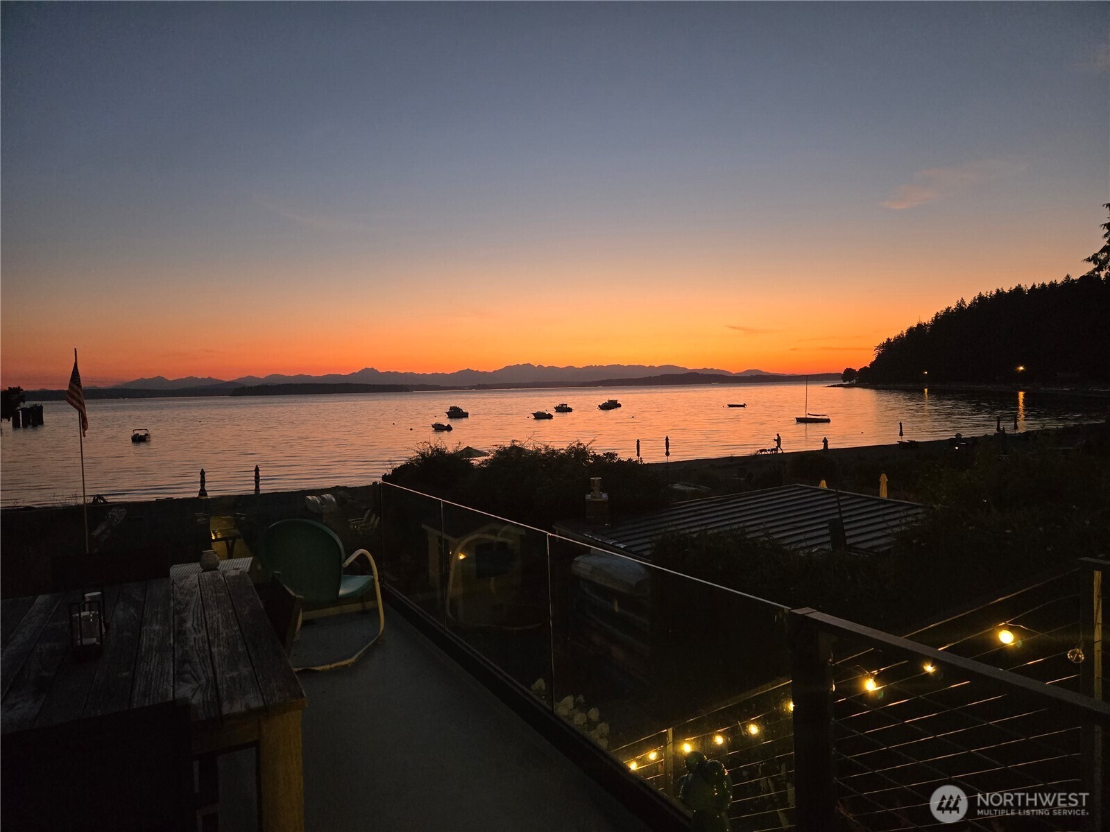 8917  Fauntleroy Way SW  Seattle WA 98136 photo