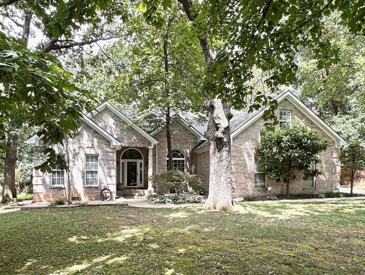 Property Photo:  3378 Red Oak Court  KY 42104 