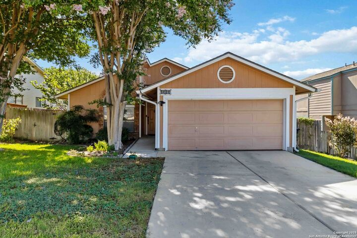 Property Photo:  7730 Ridge Mist  TX 78239 