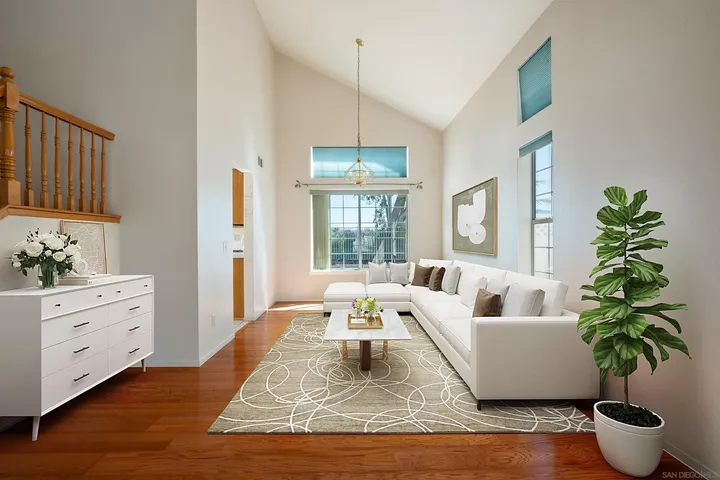 Property Photo:  43072 Corte Tolosa  CA 92592 