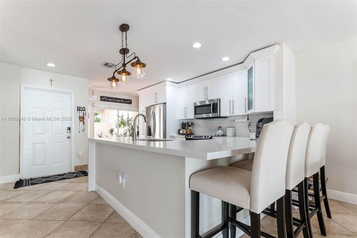 Property Photo: 5224 NW 103rd Ave FL 33178