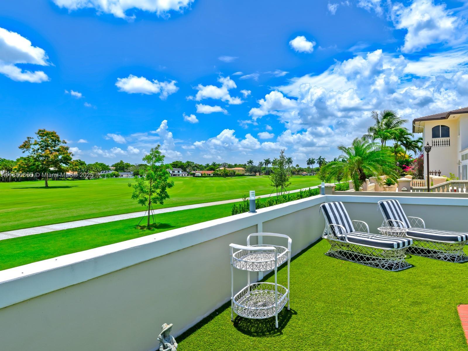 Property Photo: 16101 Aberdeen Way FL 33014