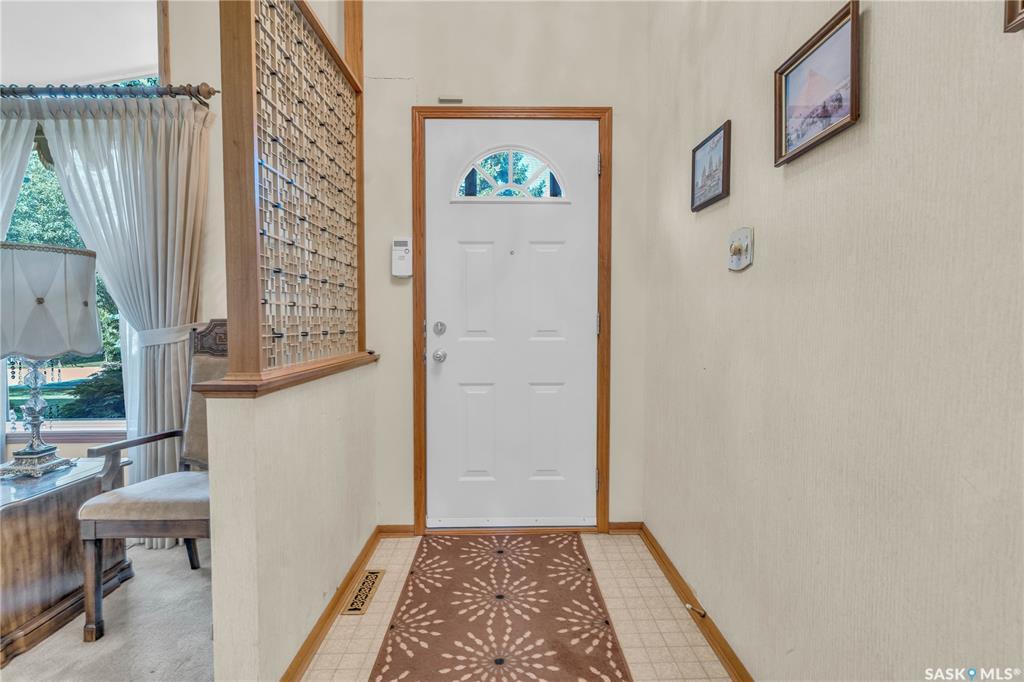 Property Photo:  195 McDougall Crescent  SK S4S 5M6 