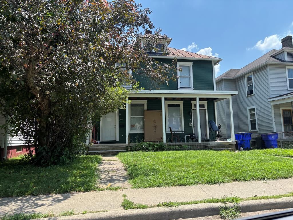 Property Photo: 304 5th St OH 45601