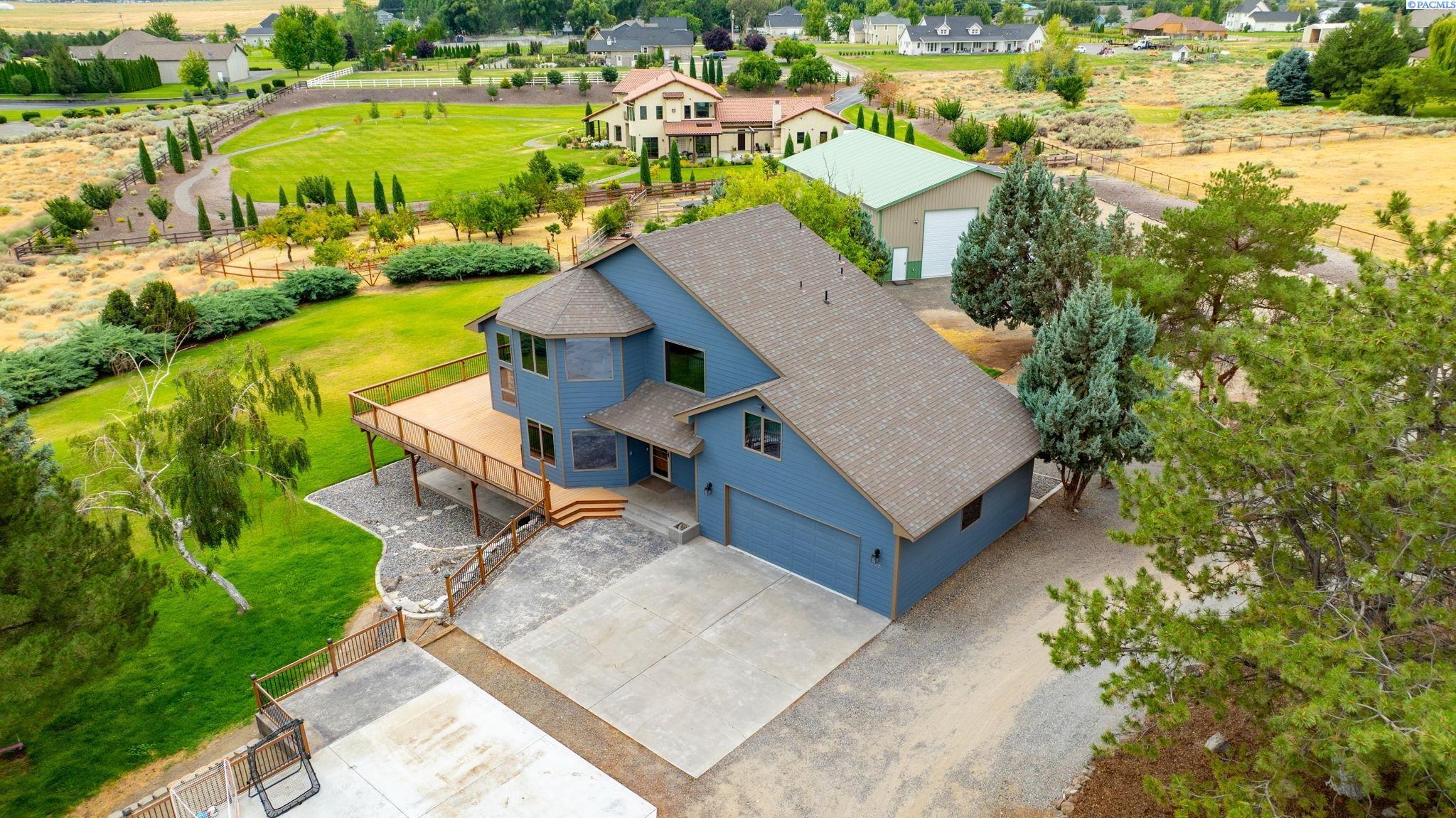 Property Photo: 3107 Mount Adams View Drive WA 99353
