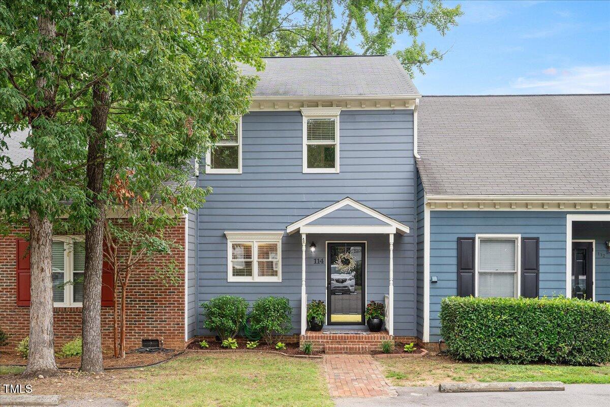 Property Photo:  114 Granby Court  NC 27511 