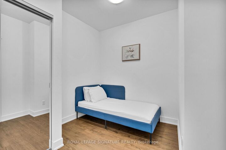 Property Photo:  2489 Taunton Rd Road 917  ON L6H 3R9 