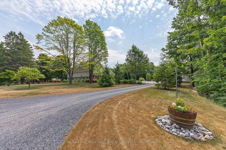 Photo de la propriété:  1335 County Road 2 Road  ON K0E 1R0 