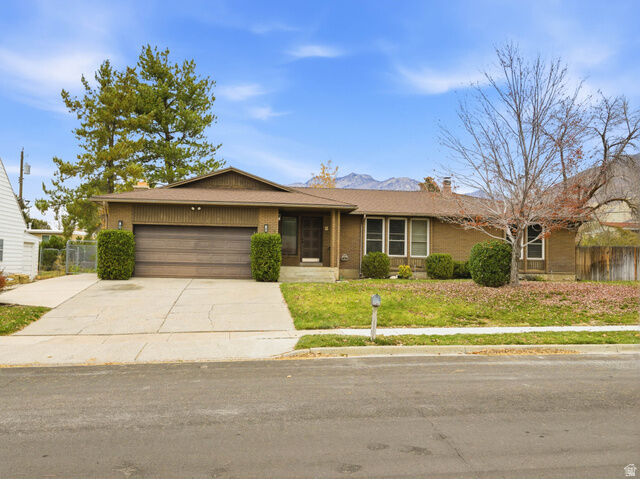 Property Photo:  2619 E Sundance Dr  UT 84093 